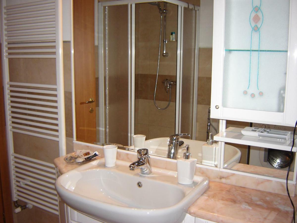 A 7 Km Da Salo' Casa Del Sole Mansarda Διαμέρισμα Gavardo Εξωτερικό φωτογραφία